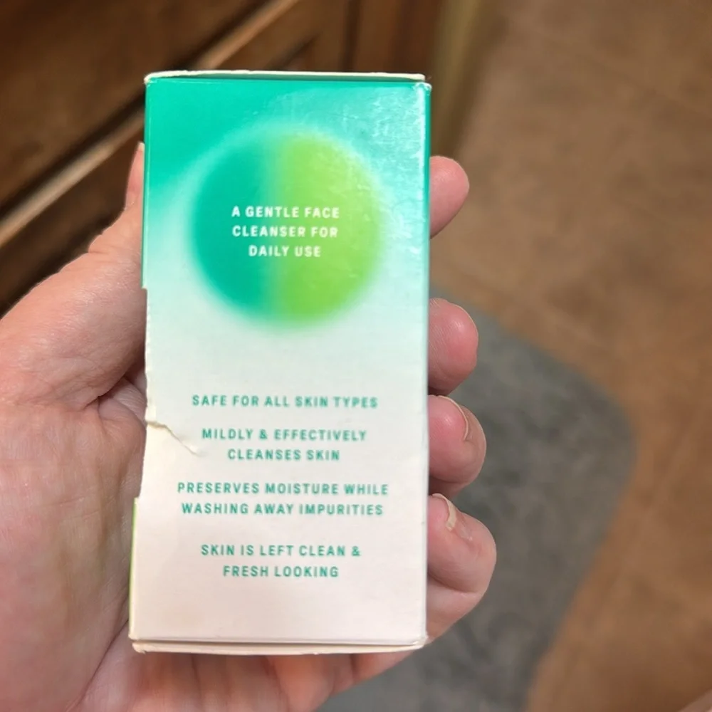 NIB WYOS The Clean Sweep Gentle Face Cleanser Stick 1.9 Oz
